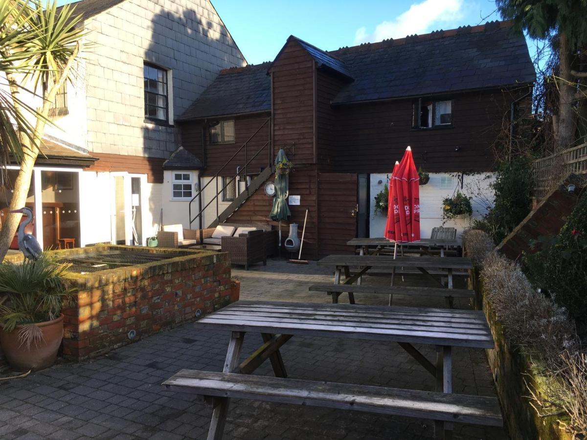 The White Hart Pub And Rooms クランリー エクステリア 写真