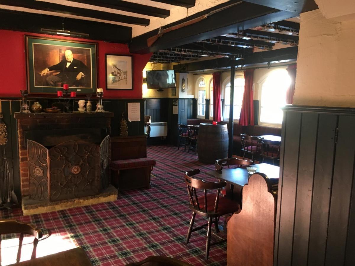 The White Hart Pub And Rooms クランリー エクステリア 写真